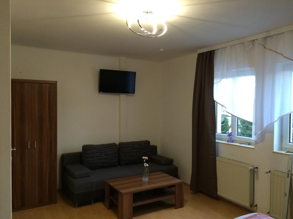 Enns Sleep Gasthaus Backhendlstation Habitación foto